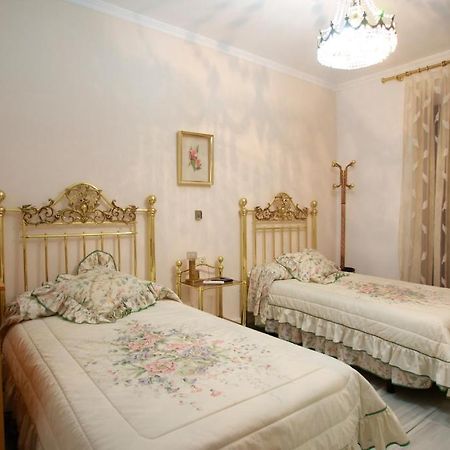 Hostal Jimenez Azuaga Номер фото