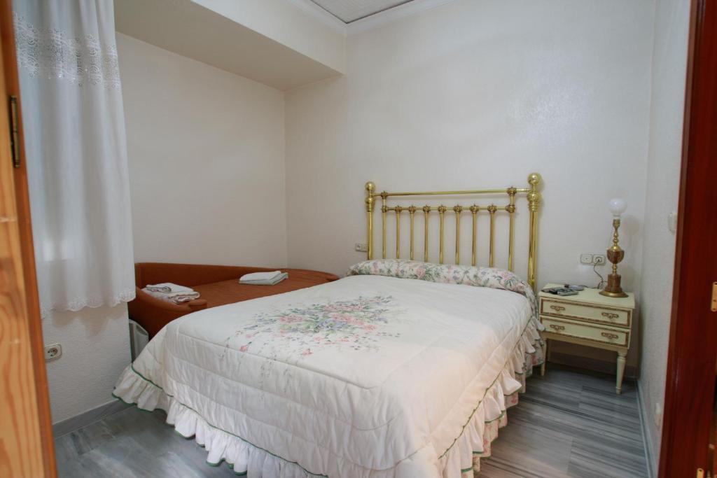 Hostal Jimenez Azuaga Номер фото